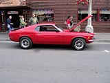 http://i603.photobucket.com/albums/tt115/Cars_for_trade/Seaside Show/th_Mustang_Red01.jpg